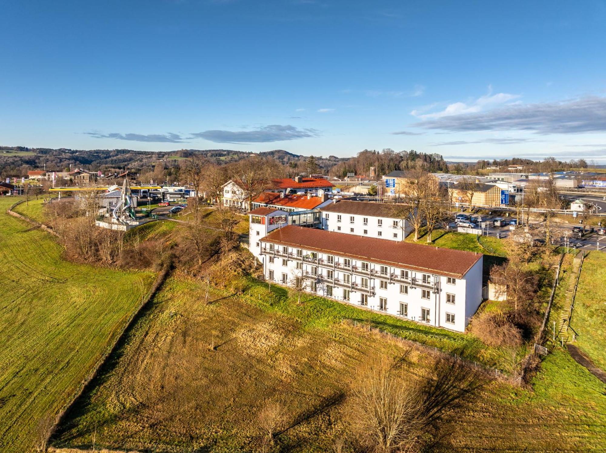 Hotel Irschenberg Sued Exterior photo